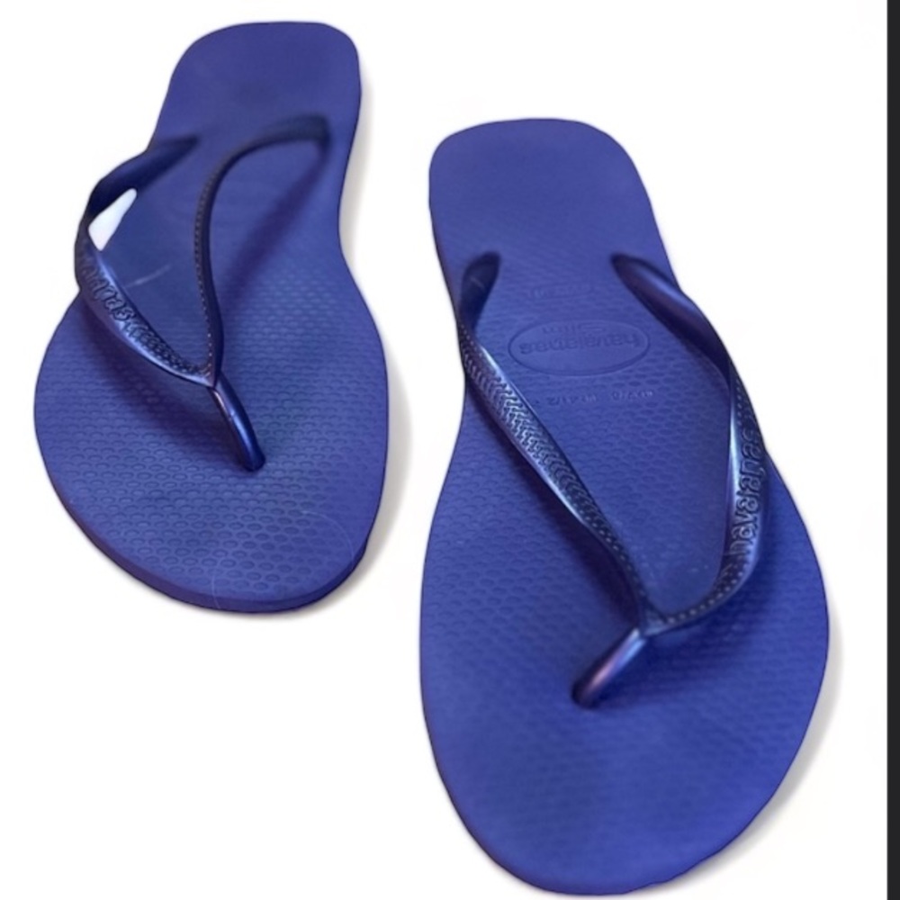 Havaianas Slim Purple Thong Flip Flops Size USA 7/8 GUC
